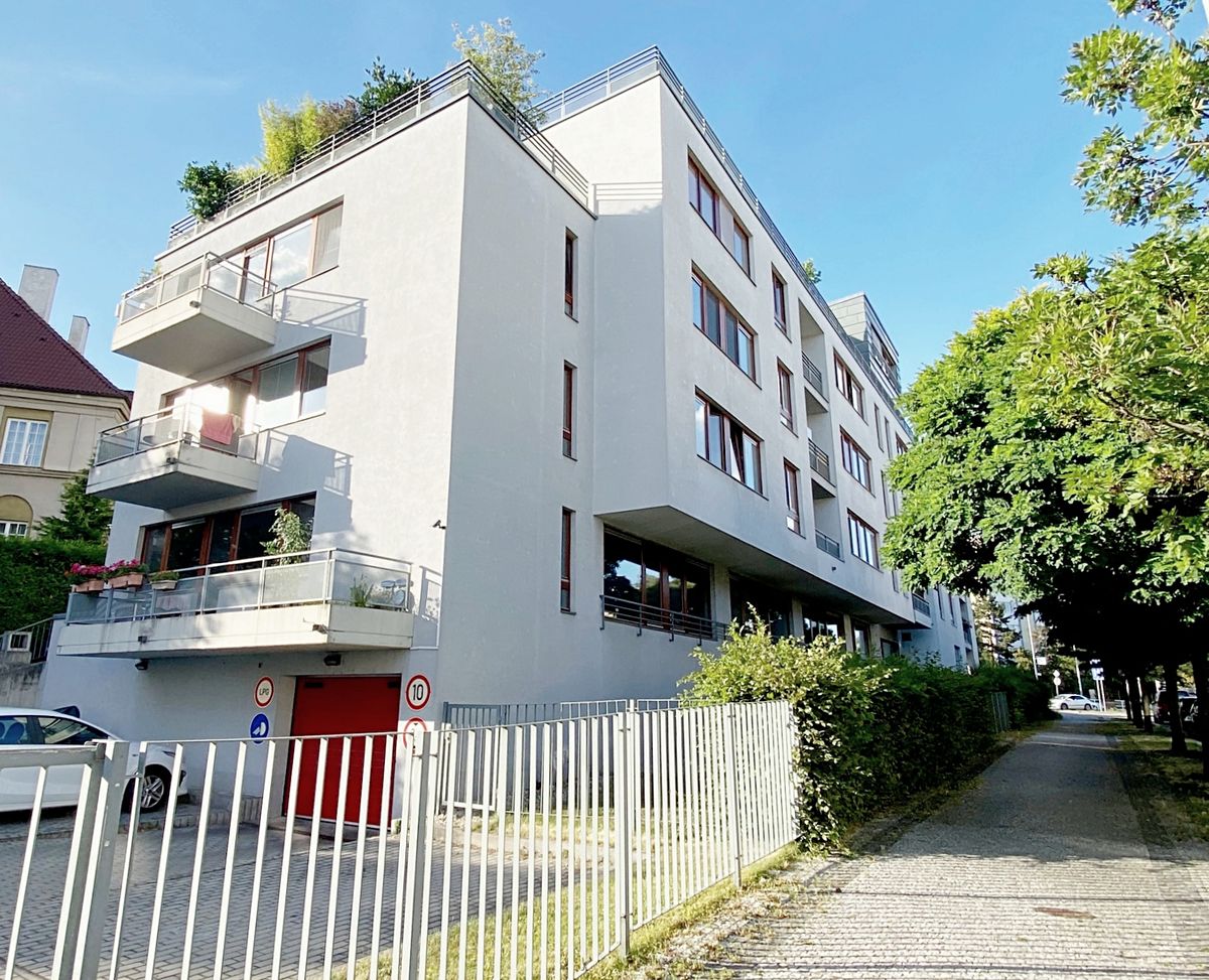 Pronájem bytu 2+kk 67 m²