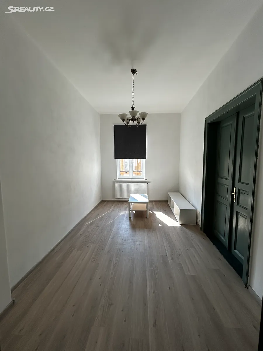 Pronájem bytu 2+1 54 m², Děčín