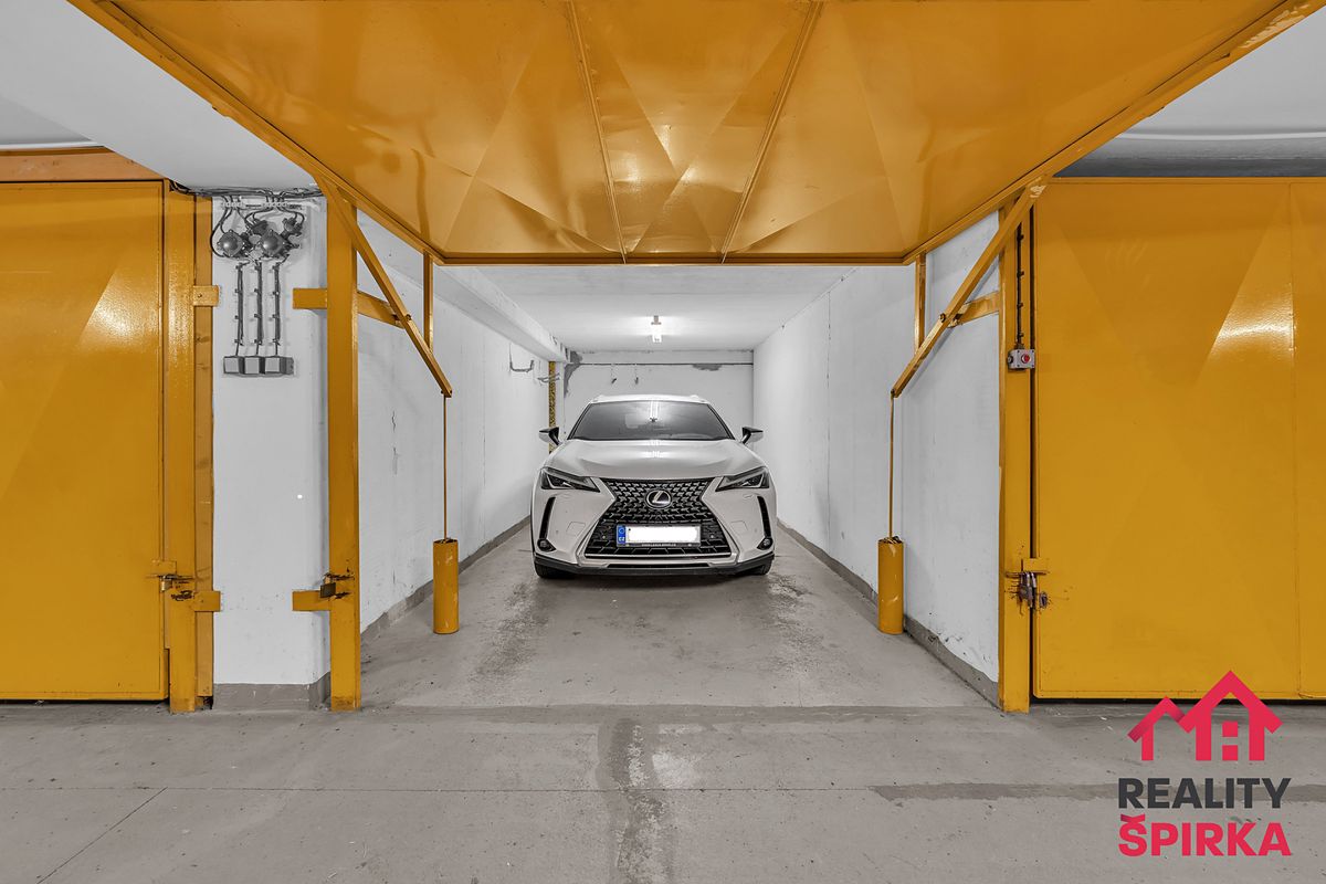 Prodej garáže 18 m²