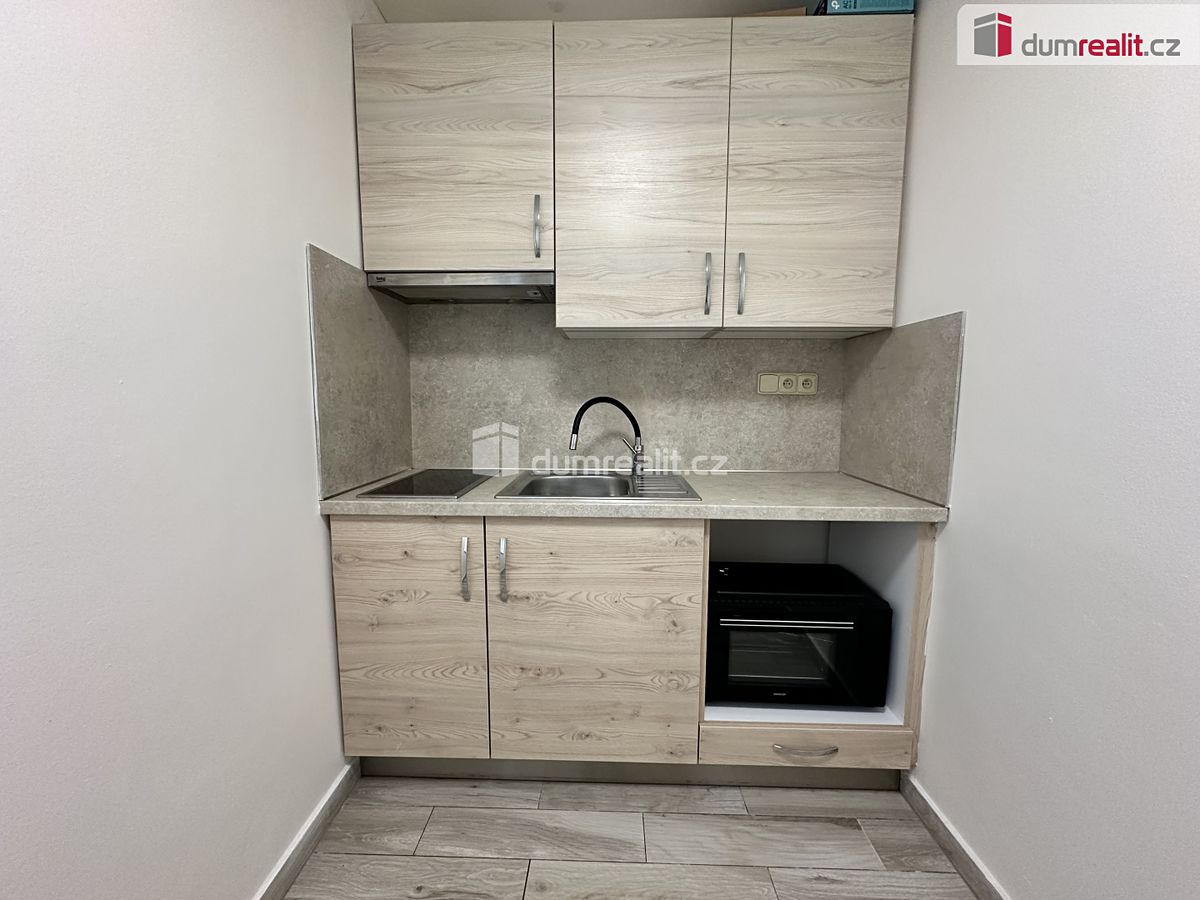 Pronájem bytu 2+kk 38 m²