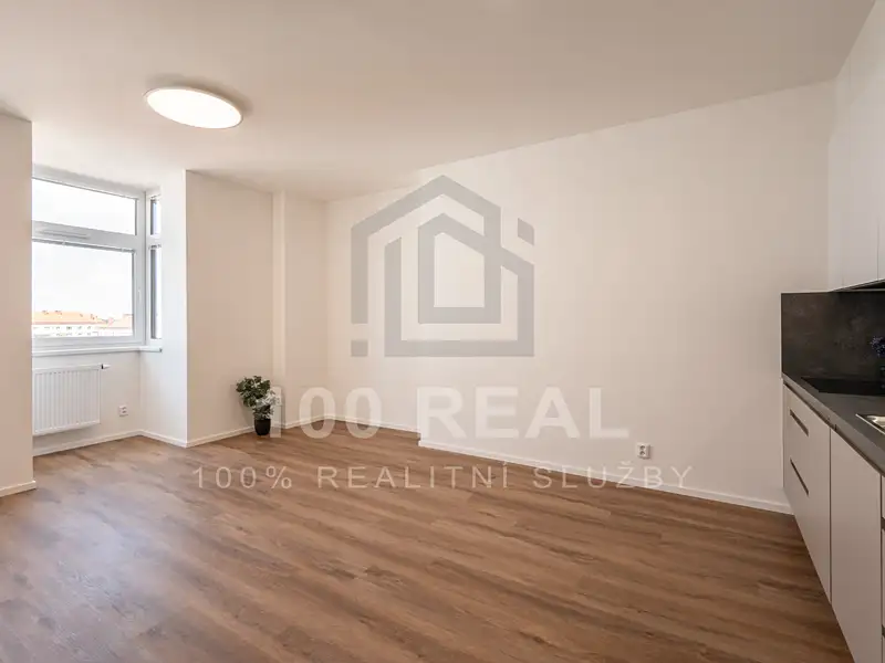 Pronájem bytu 2+kk 44 m², Pardubice – náhled fotky 2