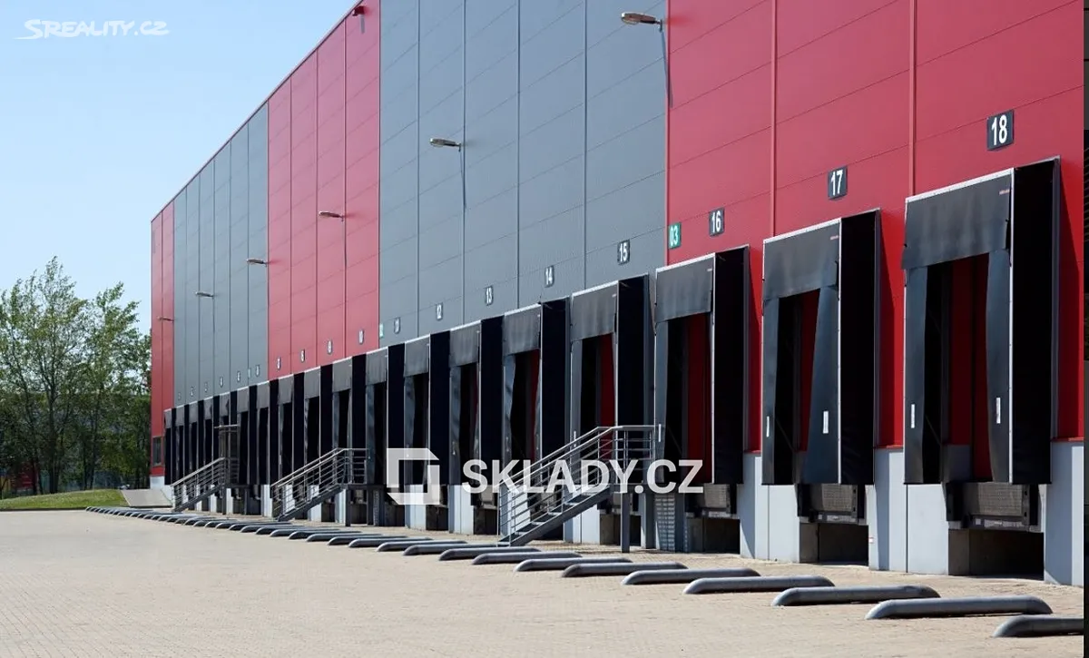 Pronájem skladového prostoru 8400 m², Plzeň