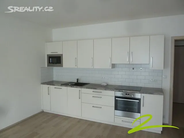 Pronájem bytu 1+kk 44 m² – pohled 3