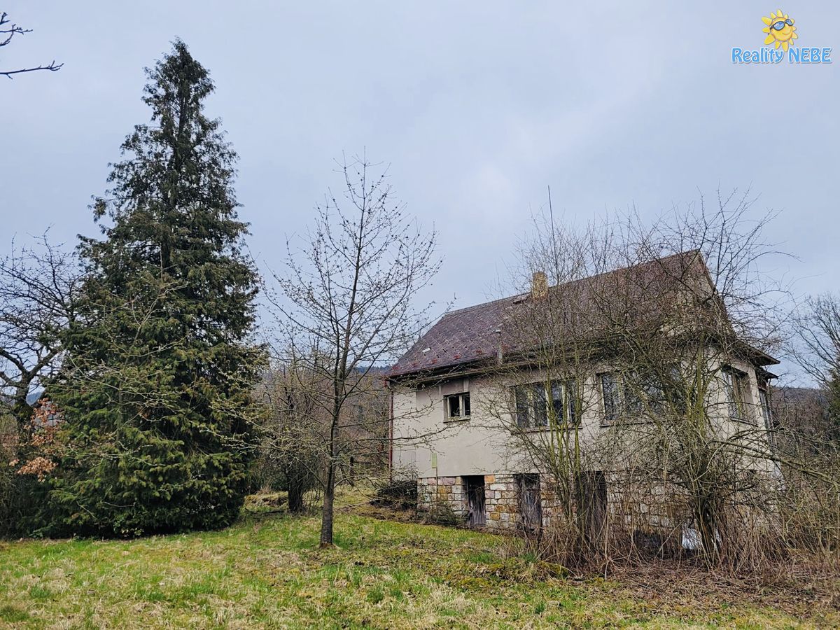 Prodej rodinného domu 150 m², pozemek 2471 m² – fotografie 3