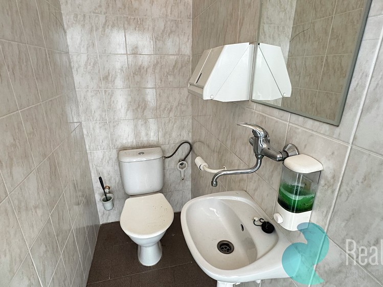 Комерційне приміщення в оренду, 314 м² (22 з 23)