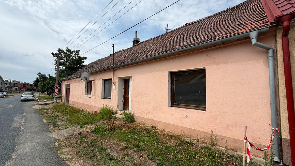 Prodej rodinného domu 200 m², pozemek 1054 m², Dobré Pole – fotka 1 z 3