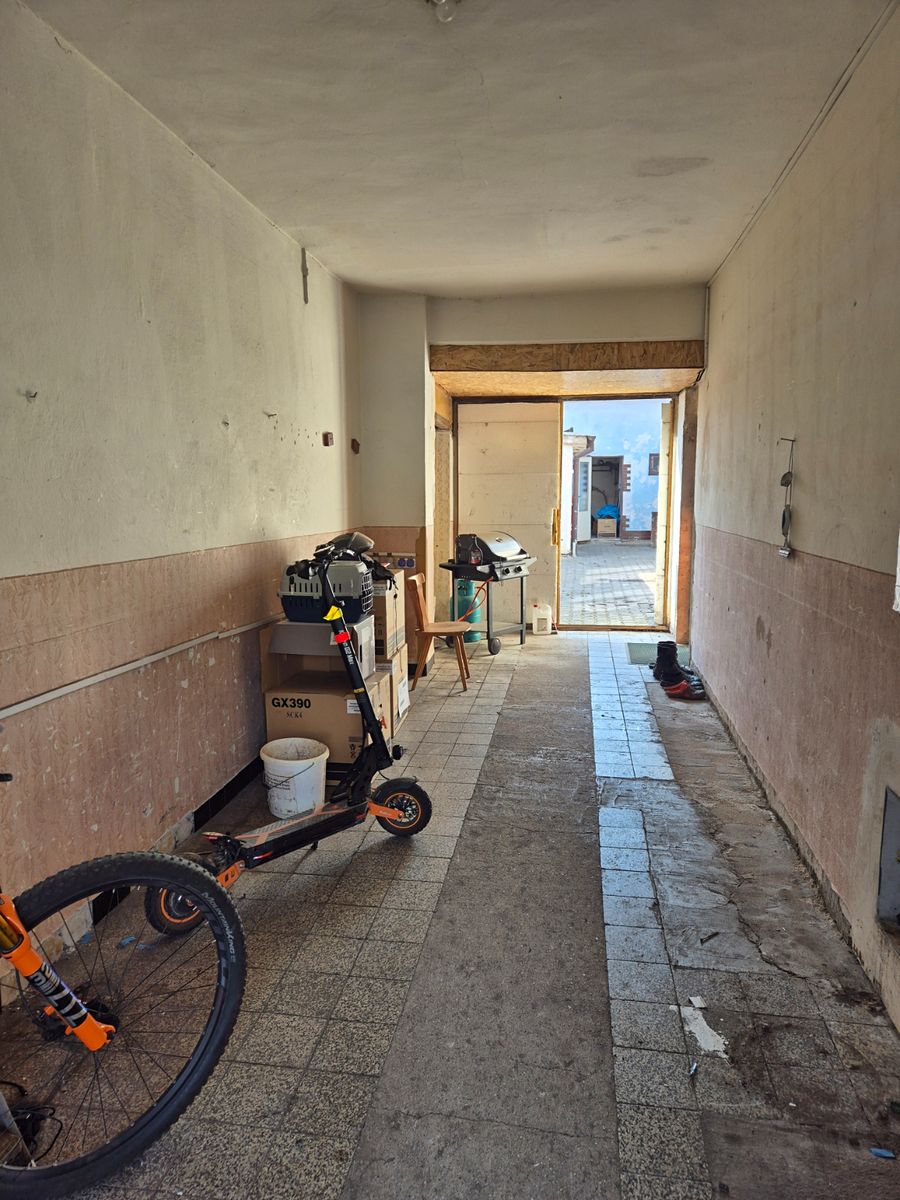 Prodej rodinného domu 150 m², pozemek 324 m² – fotografie 2