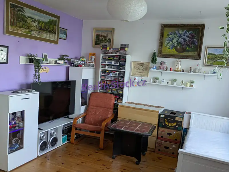 Prodej bytu 1+kk 30 m², Praha – náhled fotky 2