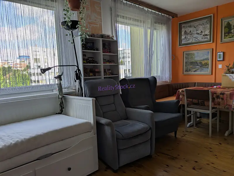 Prodej bytu 1+kk 30 m², Praha – náhled fotky 3