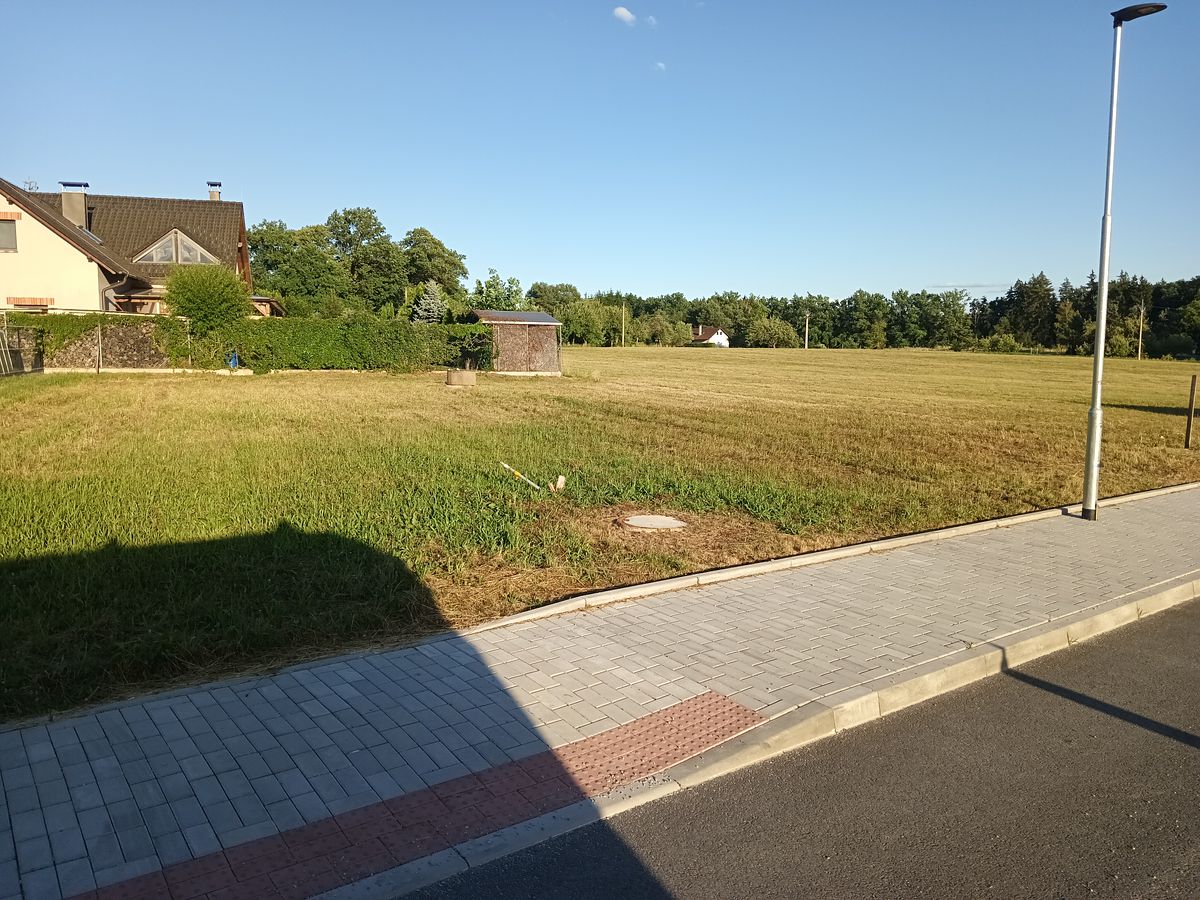 Prodej stavebního pozemku 631 m² – fotografie 2