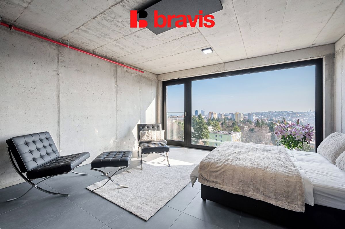 Pronájem bytu 1+kk 40 m²