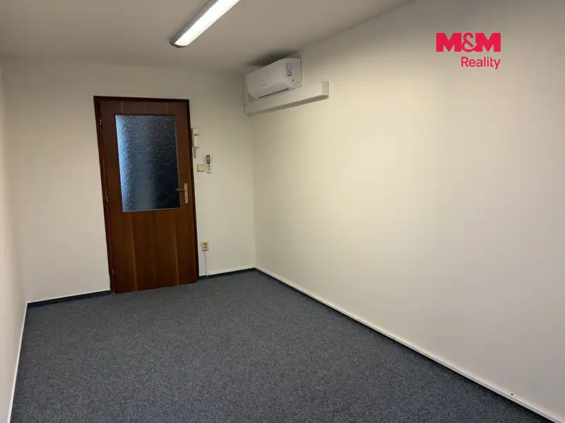 Pronájem kanceláře 14 m², Český Těšín – náhled fotky 3