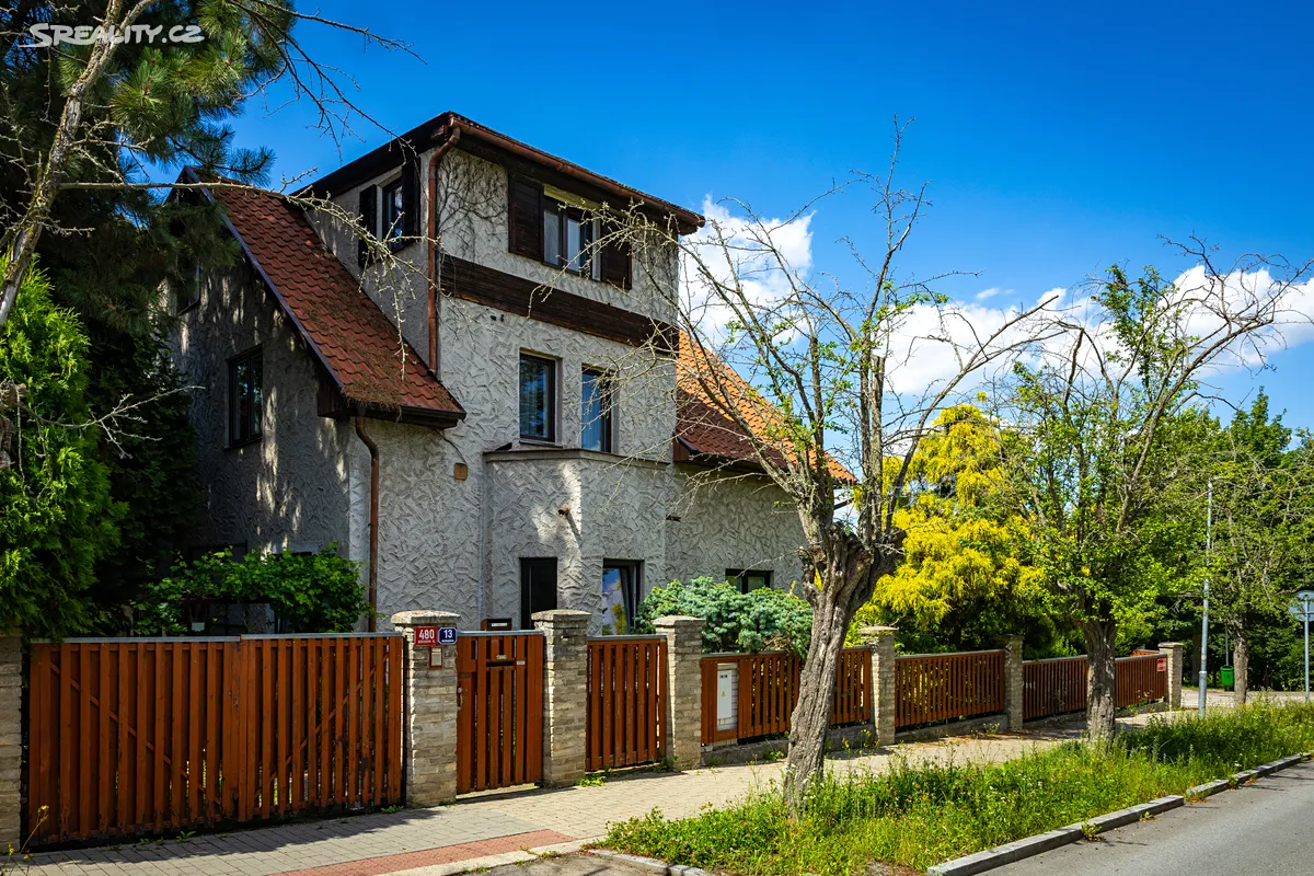 Prodej vícegeneračního domu 166 m², pozemek 486 m², Říčany