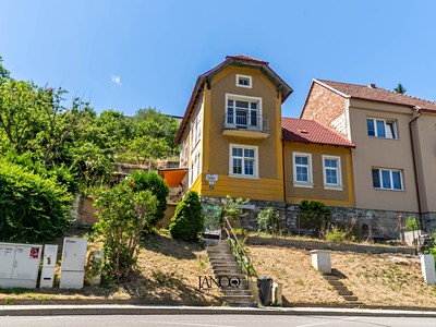 Prodej  rodinného domu 100 m², pozemek 772 m²