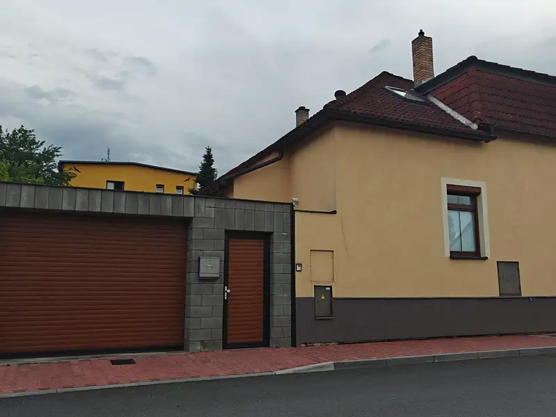 Prodej rodinného domu 247 m², pozemek 251 m², Pelhřimov – náhled fotky 2