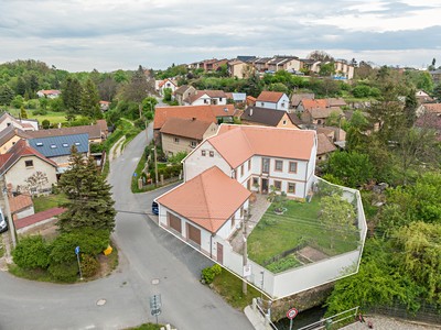 Pronájem domu, 383 m² (2 z 16)