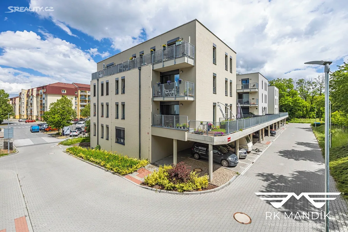 Prodej bytu 1+kk 35 m², Odolena Voda