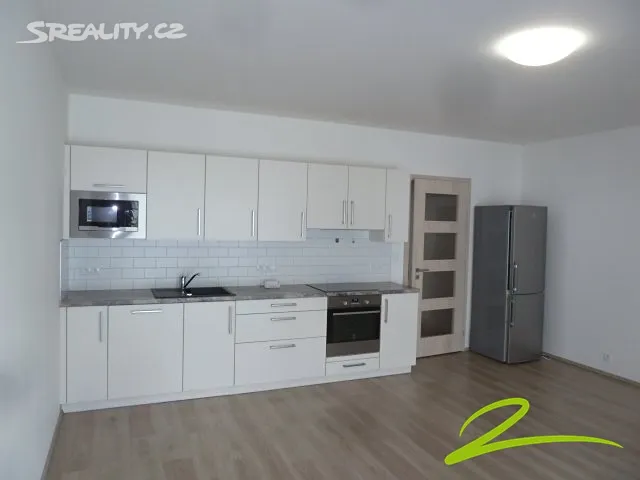 Pronájem bytu 1+kk 44 m² – pohled 2