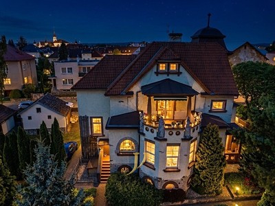 Prodej  vily 497 m², pozemek 1 515 m²