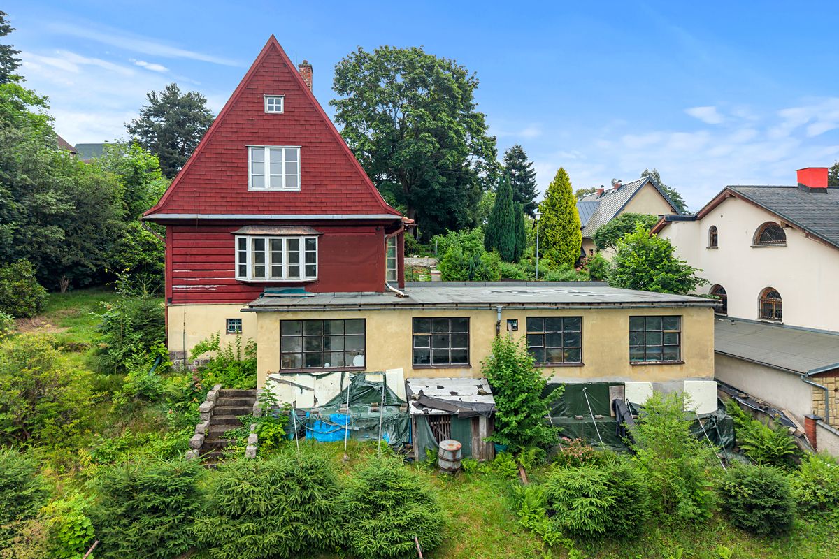 Prodej rodinného domu 140 m², pozemek 1406 m² – fotografie 3