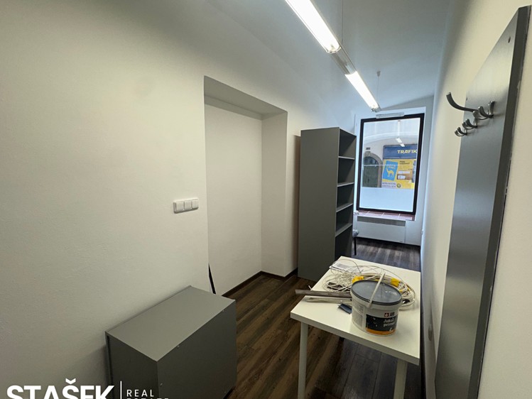 Комерційне приміщення в оренду, 57 м² (5 з 10)