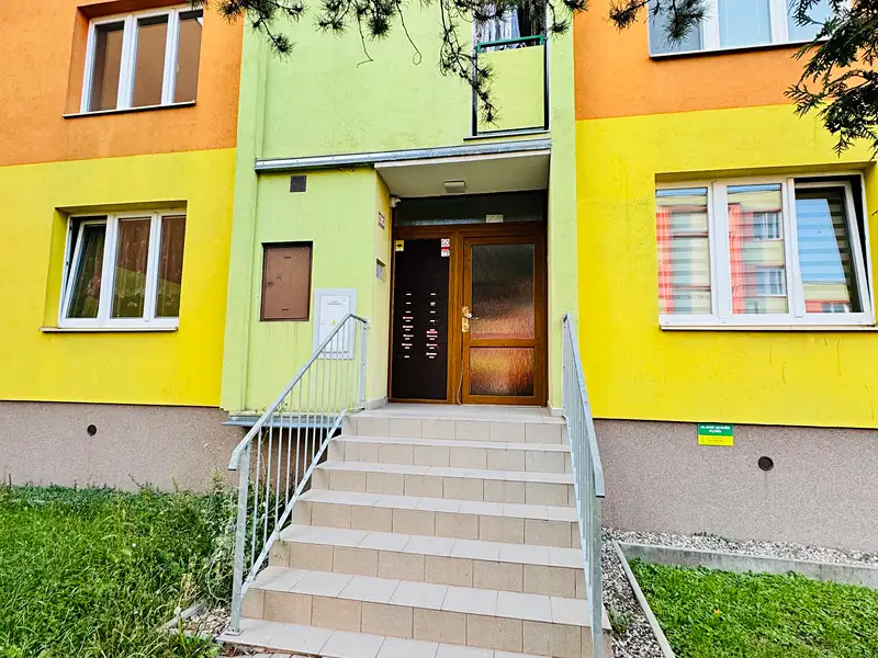 Pronájem bytu 1+1 35 m², Postoloprty – náhled fotky 2