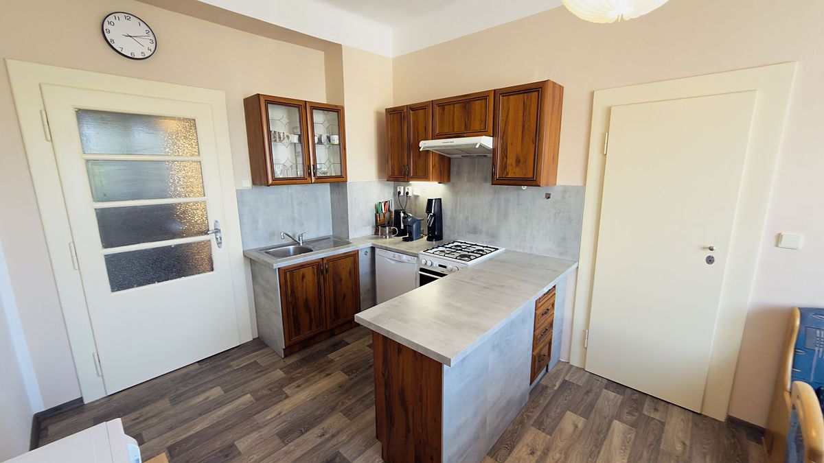 Pronájem bytu 3+1 82 m²