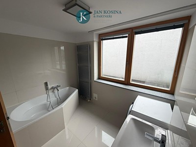 Pronájem bytu 2+kk 42 m²