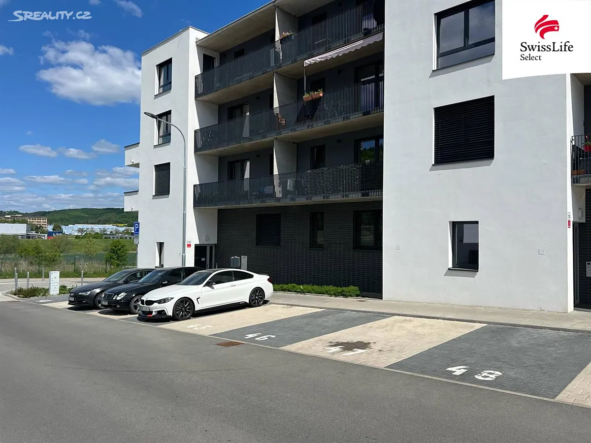 Pronájem bytu 1+kk 32 m², Kuřim