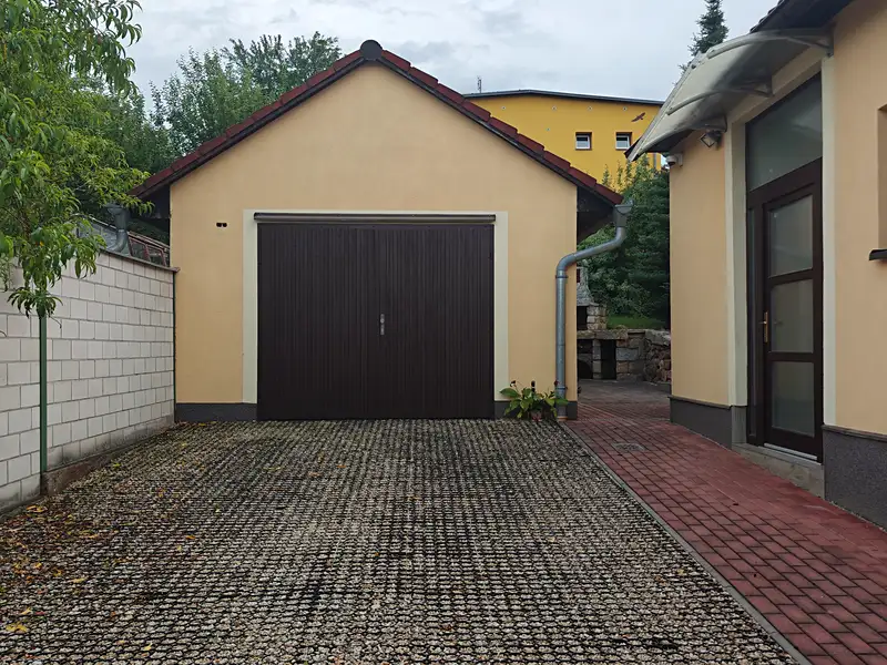 Prodej rodinného domu 247 m², pozemek 251 m², Pelhřimov – náhled fotky 3