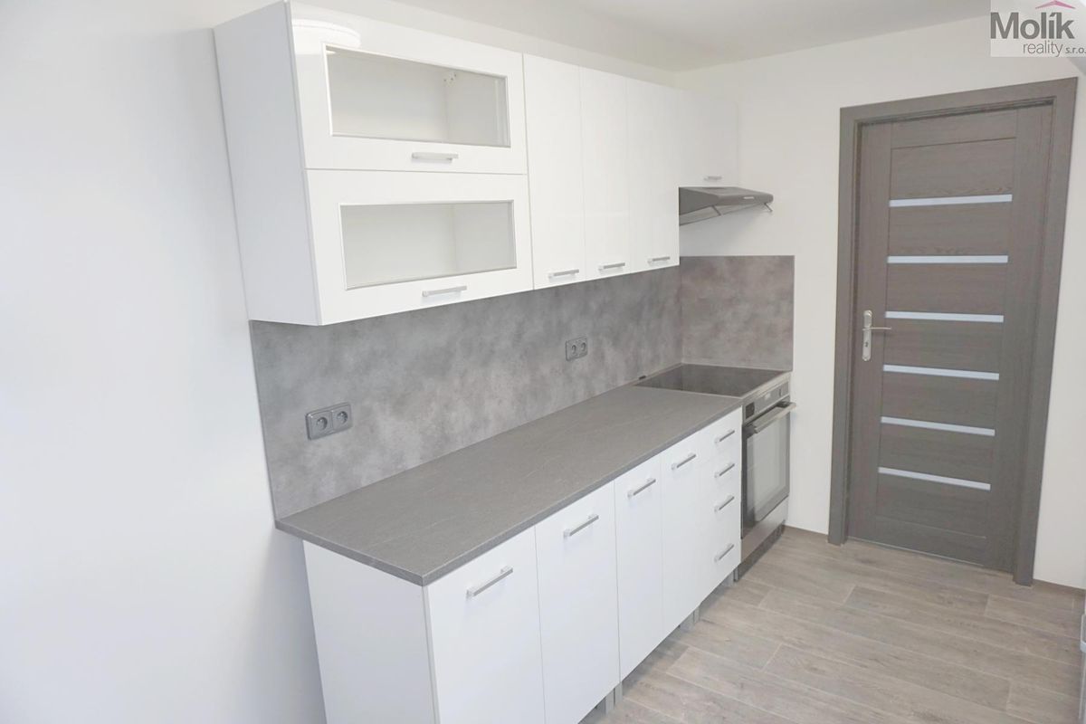 Pronájem bytu 3+kk 75 m² – fotografie 2
