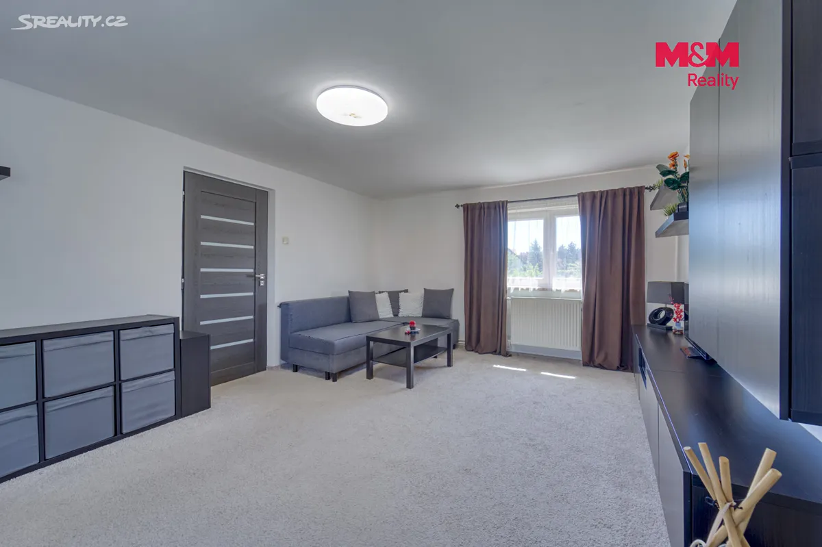 Prodej rodinného domu 176 m², pozemek 554 m² – pohled 6