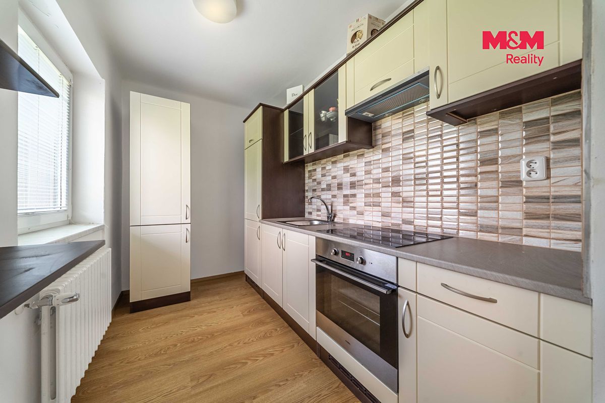 Prodej rodinného domu 115 m², pozemek 1127 m² – fotografie 2