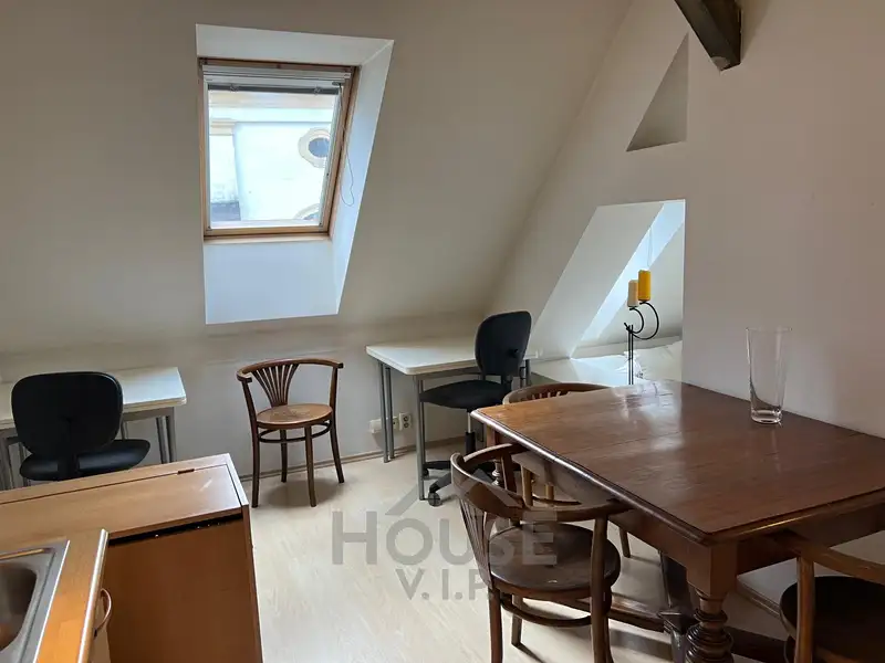 Prodej bytu 2+kk 70 m², Praha – náhled fotky 2
