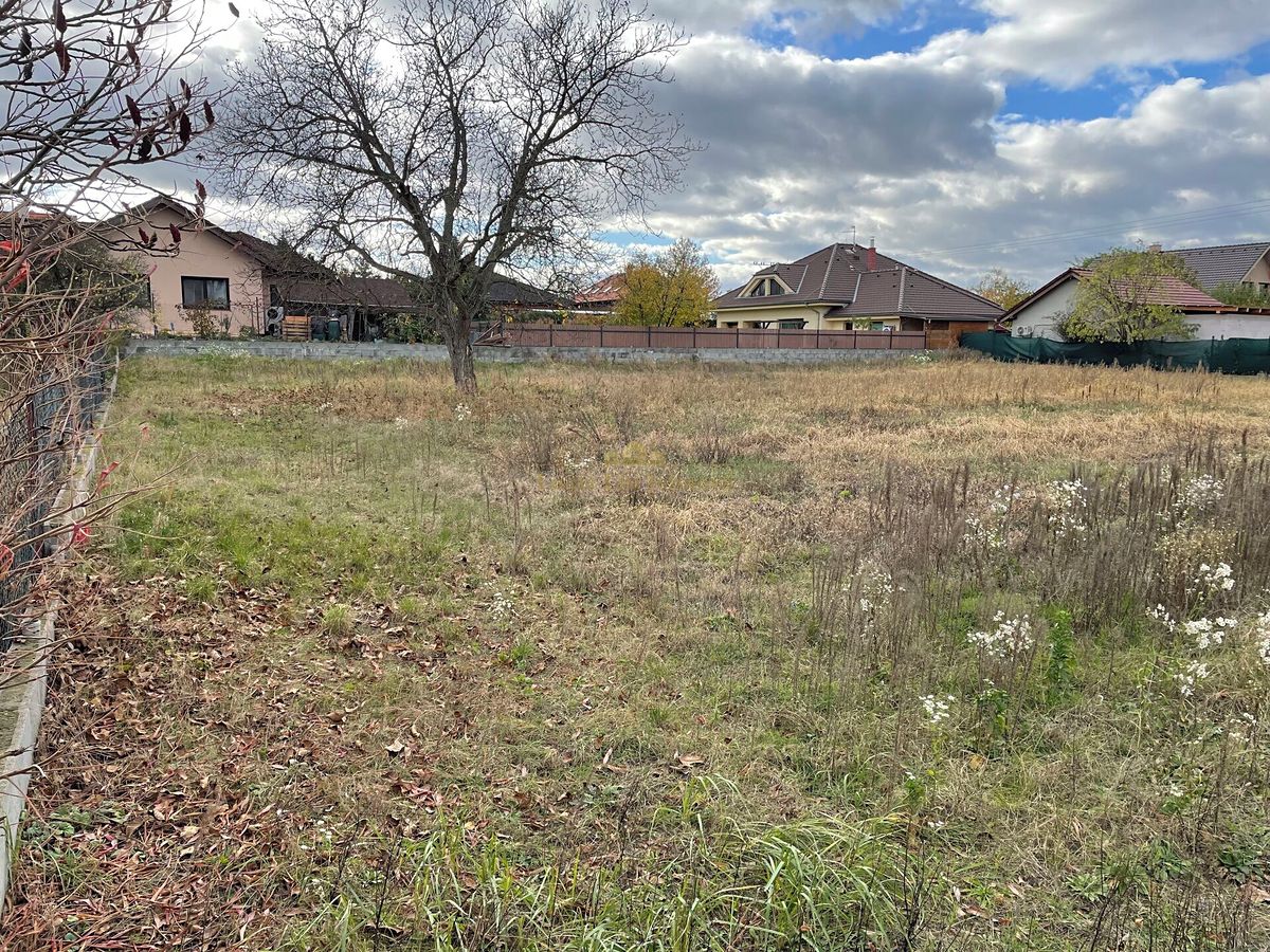 Prodej stavebního pozemku 940 m² – fotografie 4