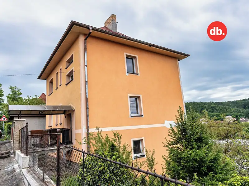 Prodej vily 280 m², pozemek 653 m², Karlovy Vary – náhled fotky 2