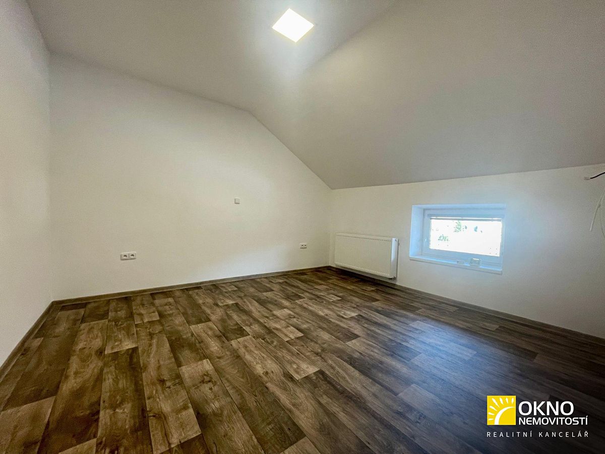 Pronájem bytu 1+1 40 m² – fotografie 3