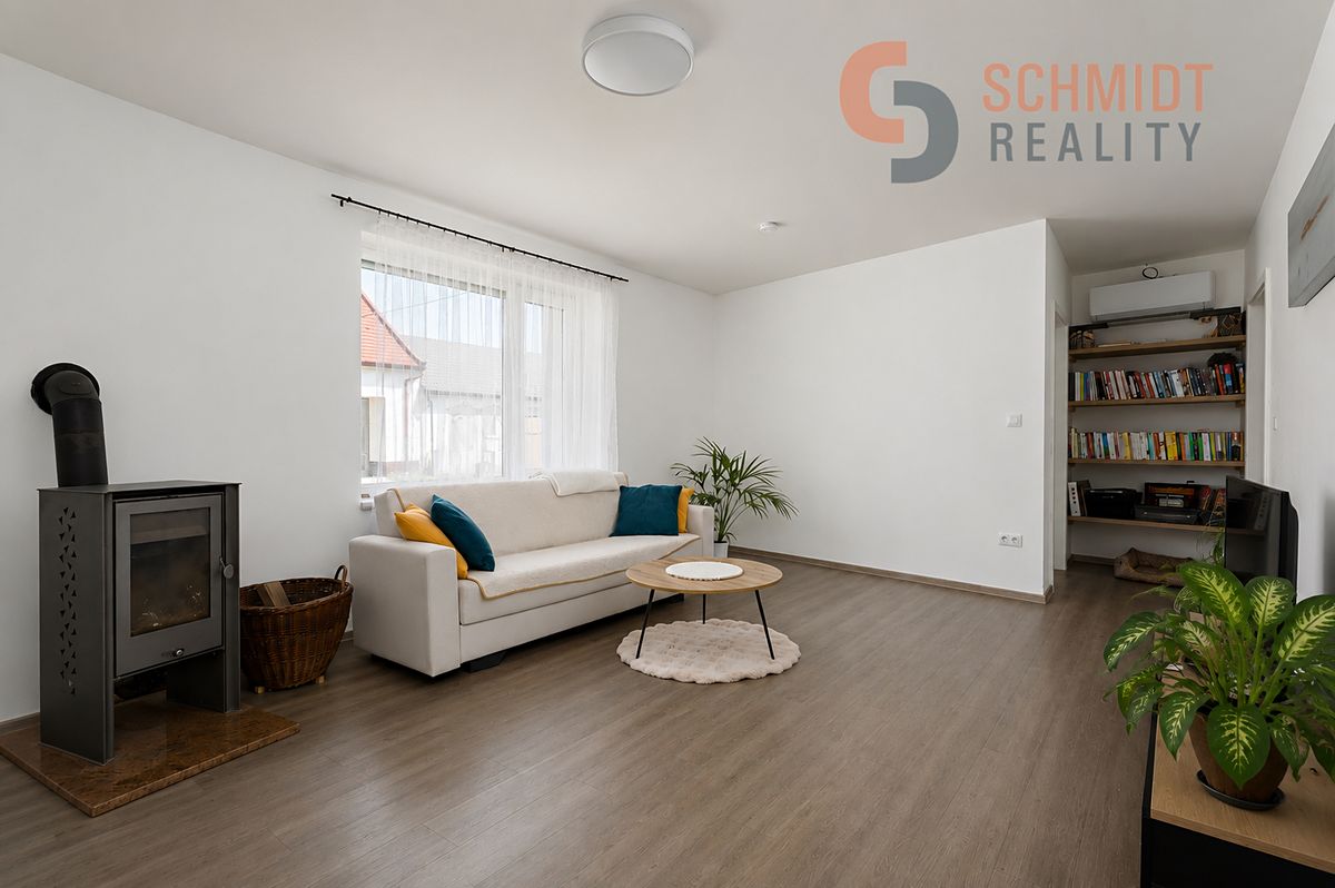 Prodej rodinného domu 190 m², pozemek 1740 m² – fotografie 3