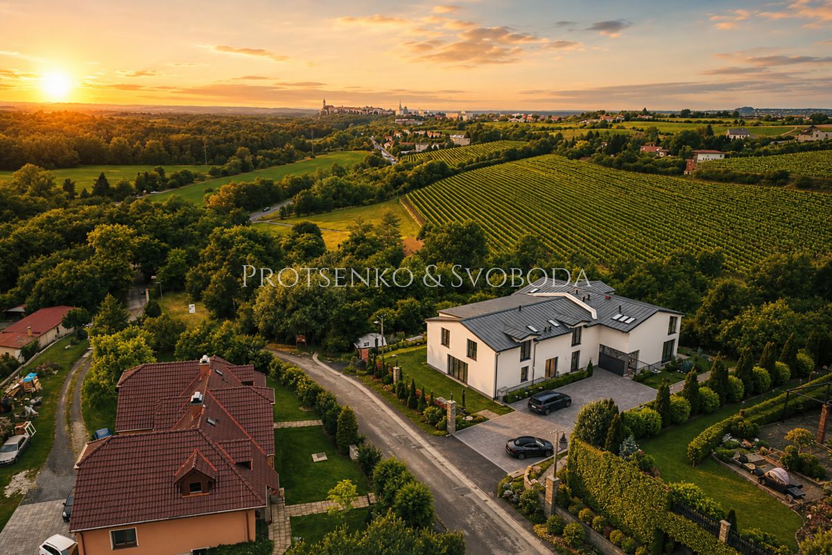 Prodej bytu 4+kk 151 m²