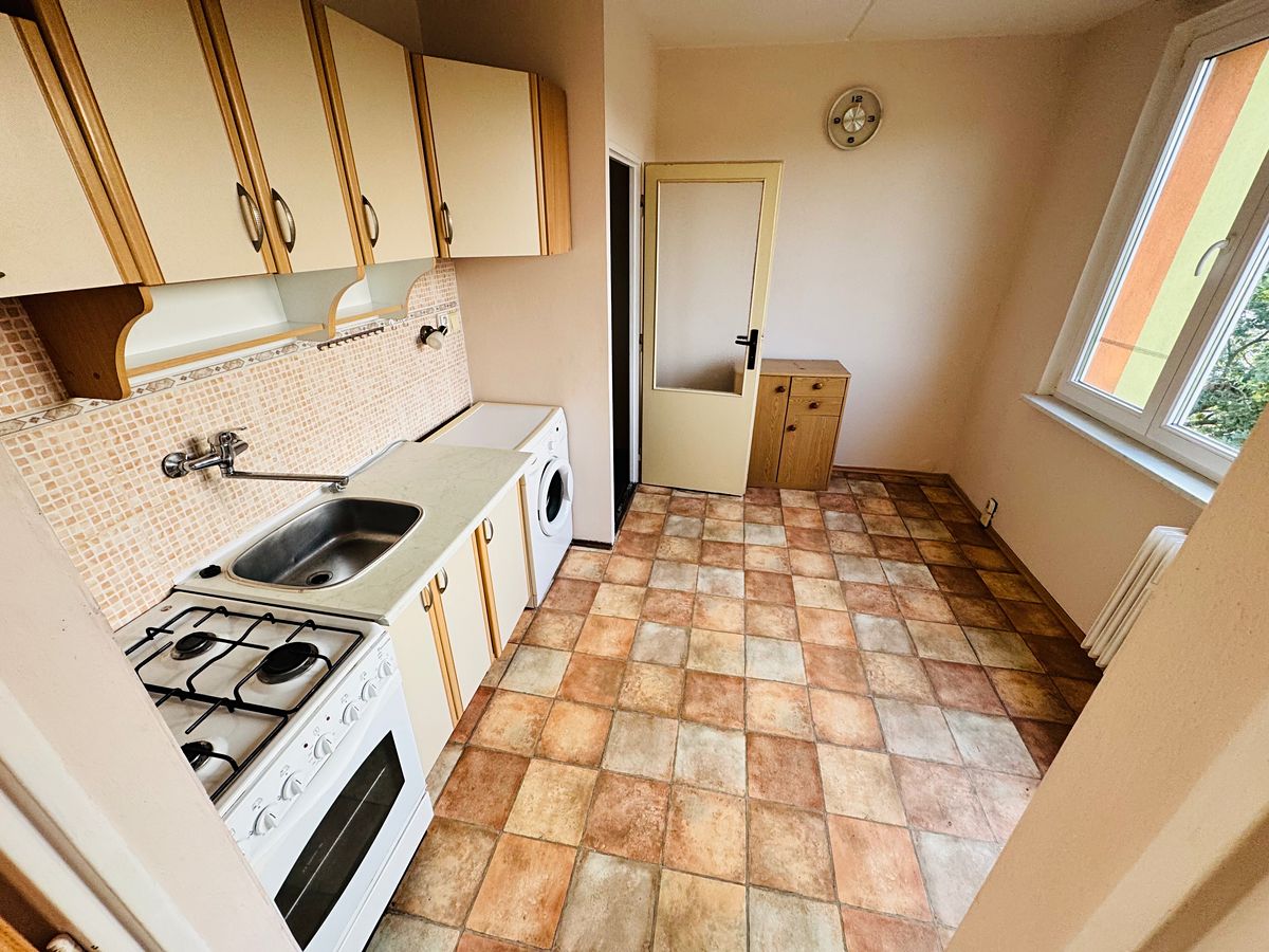 Pronájem bytu 1+1 35 m² – fotografie 3
