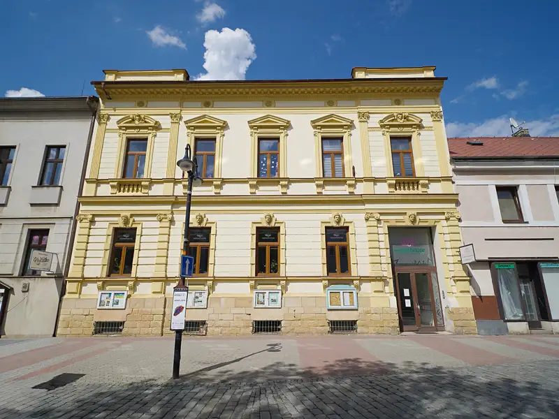 Prodej bytu 3+kk 84 m², Jičín – náhled fotky 1