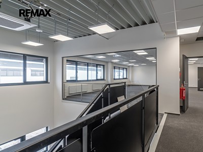 Pronájem kanceláře 289 m²