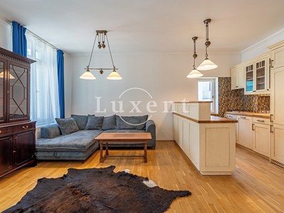 Pronájem bytu 3+kk 87 m²