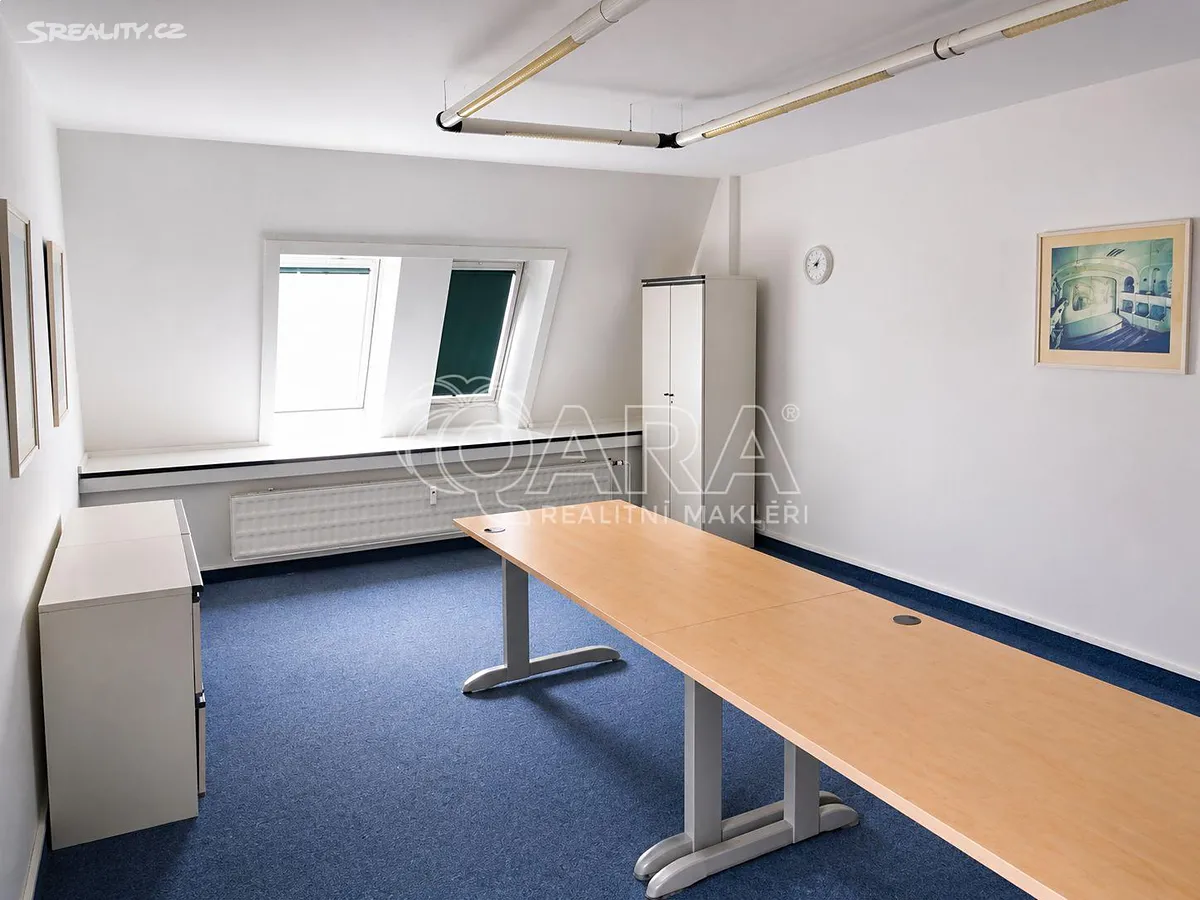 Pronájem kanceláře 29 m², Kosmonosy