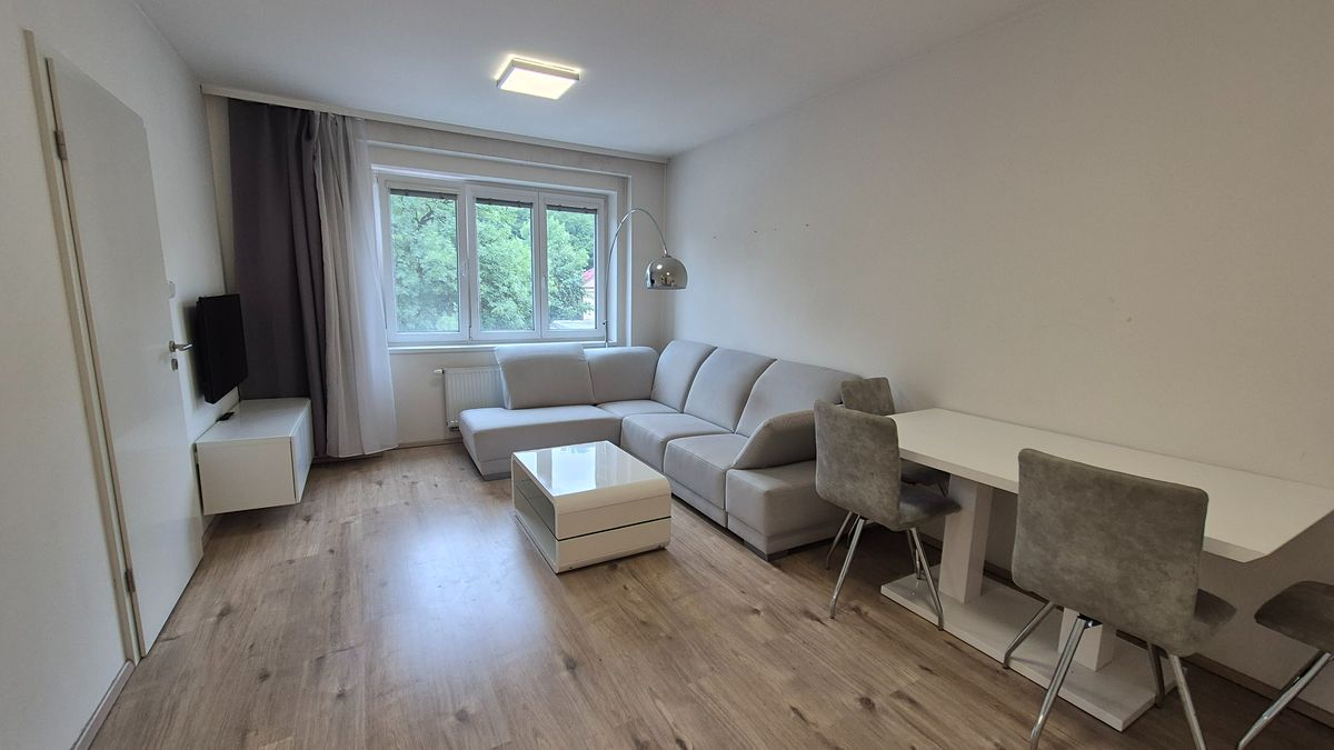 Pronájem bytu 2+kk 48 m²
