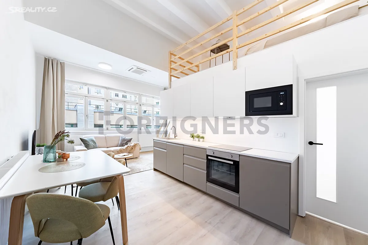 Pronájem bytu 1+kk 39 m², Brno