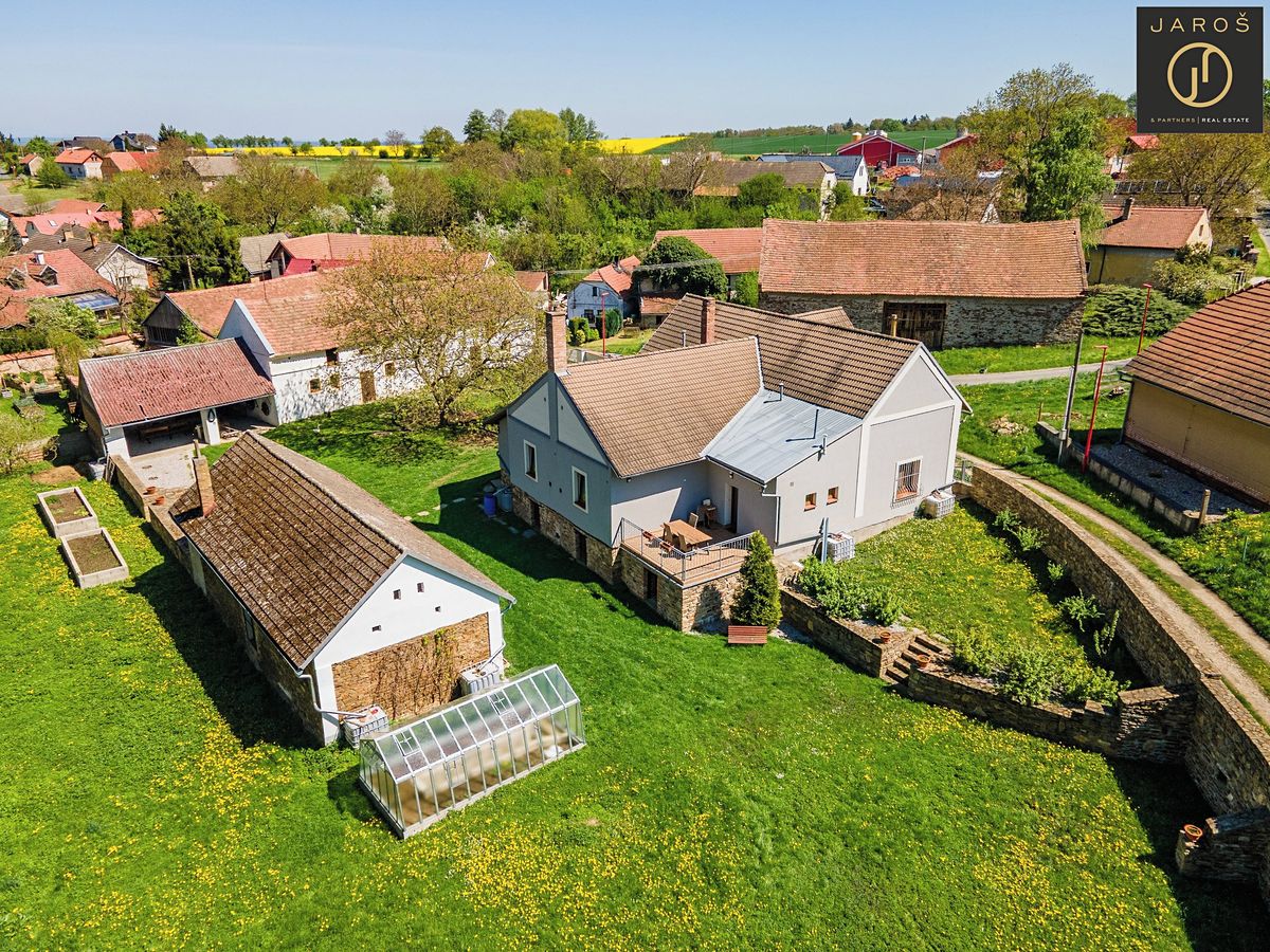 Prodej zemědělské usedlosti 167 m², pozemek 5209 m²