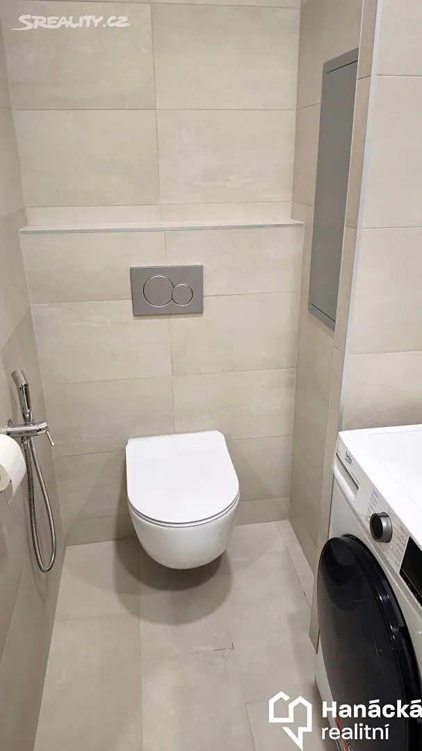 Pronájem bytu 2+1 53 m² – pohled 5