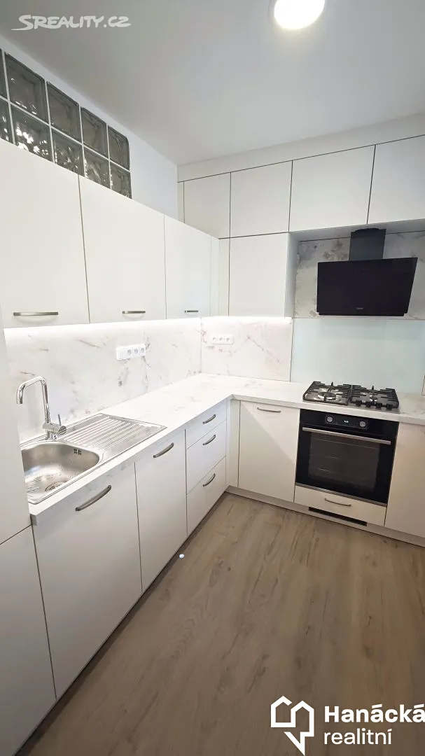 Pronájem bytu 2+1 53 m², Olomouc