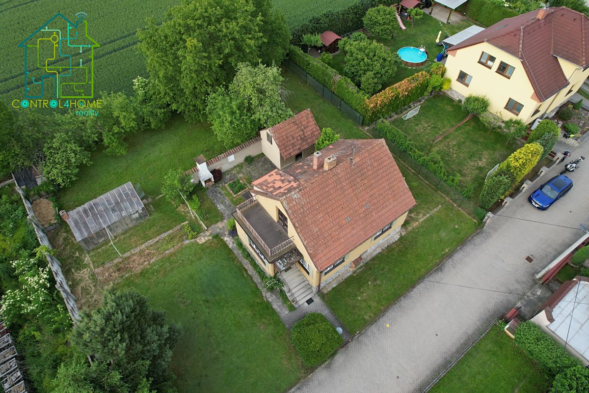 Prodej rodinného domu 96 m², pozemek 855 m² – fotografie 4